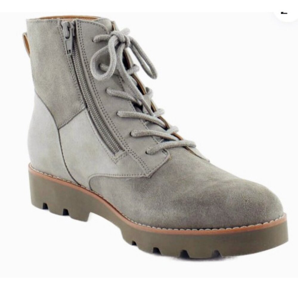 Vionic Larson Women's Boots Stone size 10 WIDE  NWOB